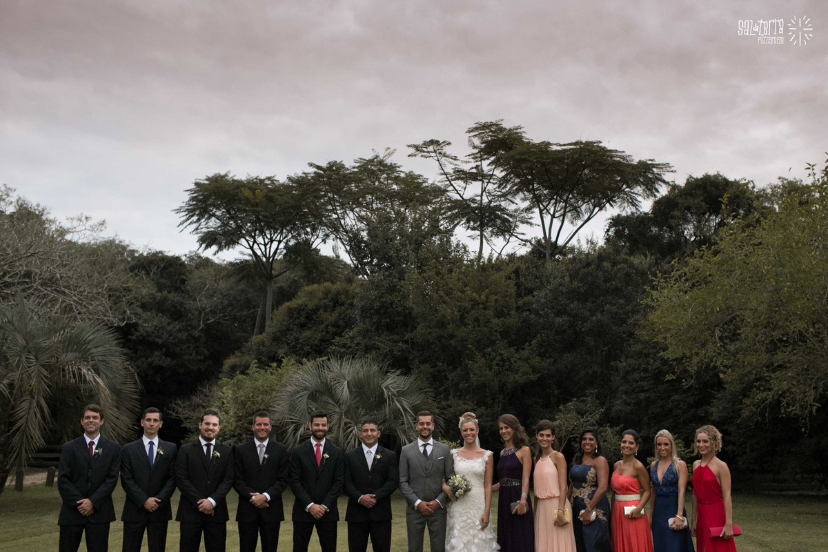 fotografo de casamento porto alegre casamento ao ar livre de dia alto da capela cerimonial Idealize eventos padrinhos