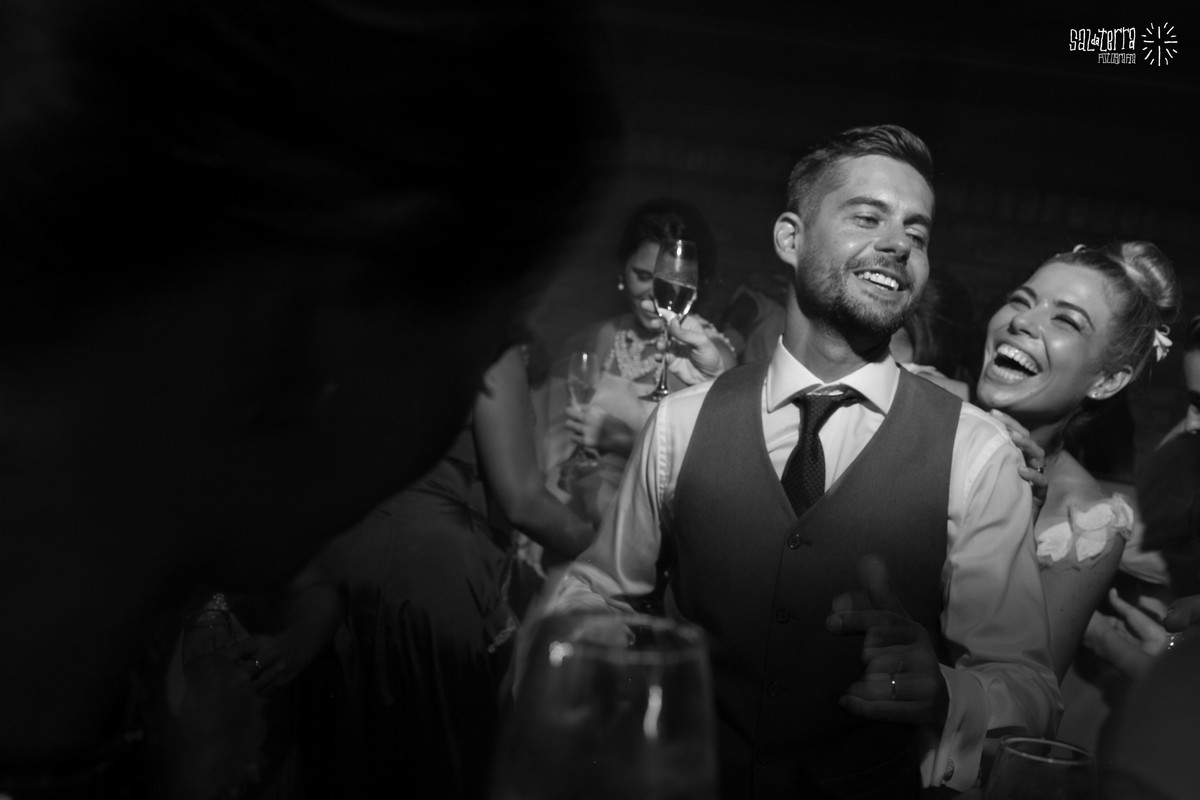 fotografo de casamento porto alegre RS casamento alto da capela festa animada cerimonial idealize eventos dj marcio ferraz luz e som Zero DB vertido martu rio de janeiro