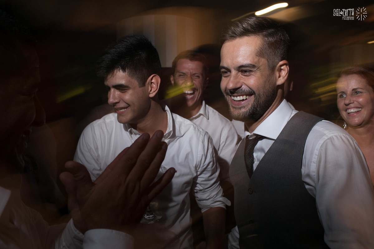 fotografo de casamento porto alegre RS casamento alto da capela festa animada cerimonial idealize eventos dj marcio ferraz luz e som Zero DB vertido martu rio de janeiro