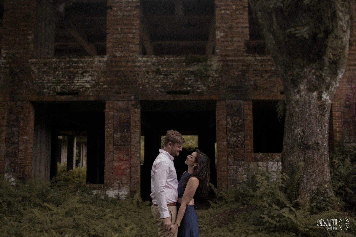 ensaio de noivos em canela ruinas do cassino RS fotografo de casamento porto alegre