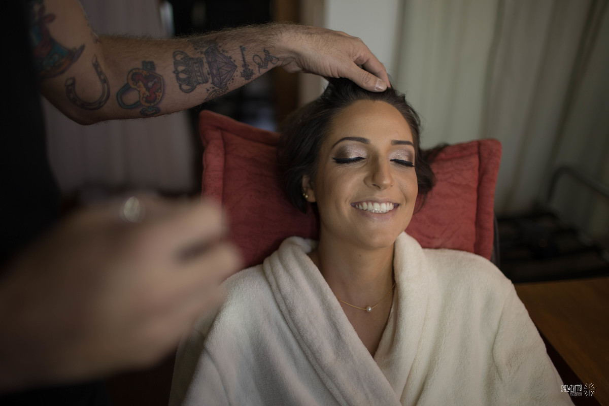 making of de noiva no hotel novotel thiago costa makeup vestido ateliê sandra ferraz fotografo de casamento porto alegre