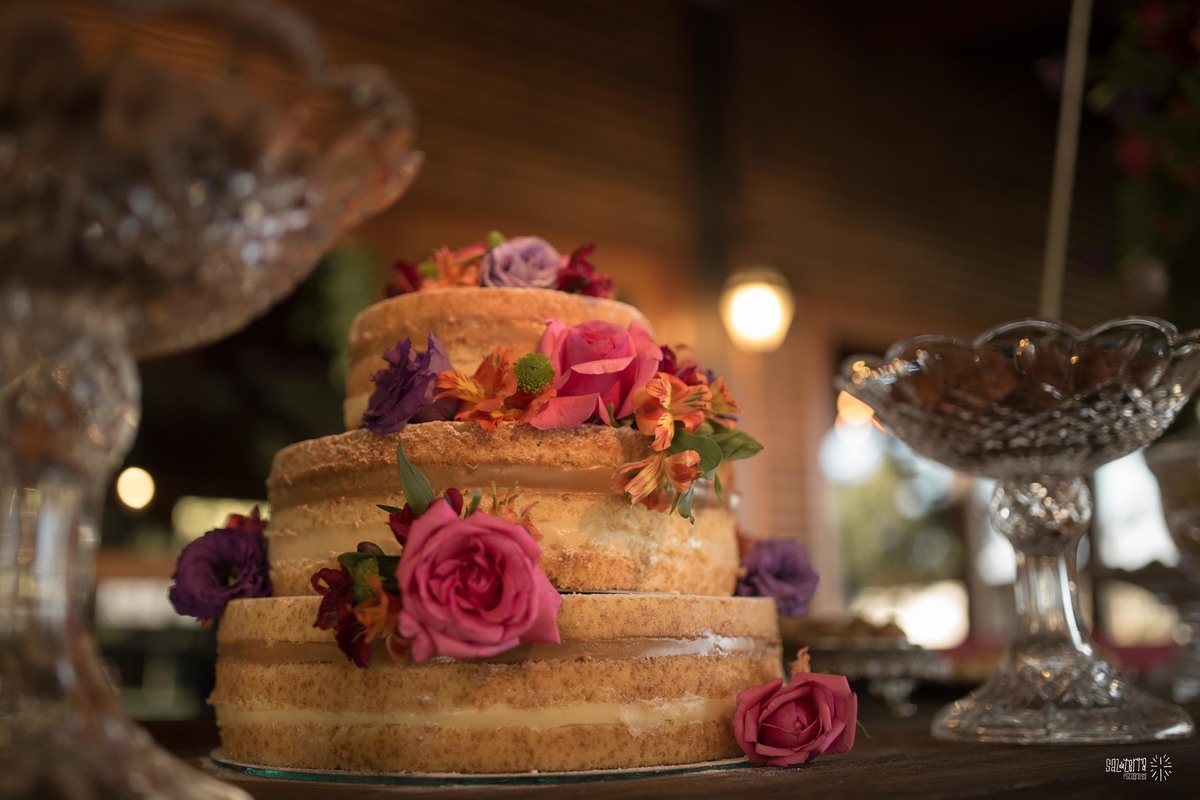 casamento sitio da figueira porto alegre RS casamento ao ar livre fotografo de casamento porto alegre decoracao tais puntel organizacao welove eventos mesa de doces suspensa naked cake