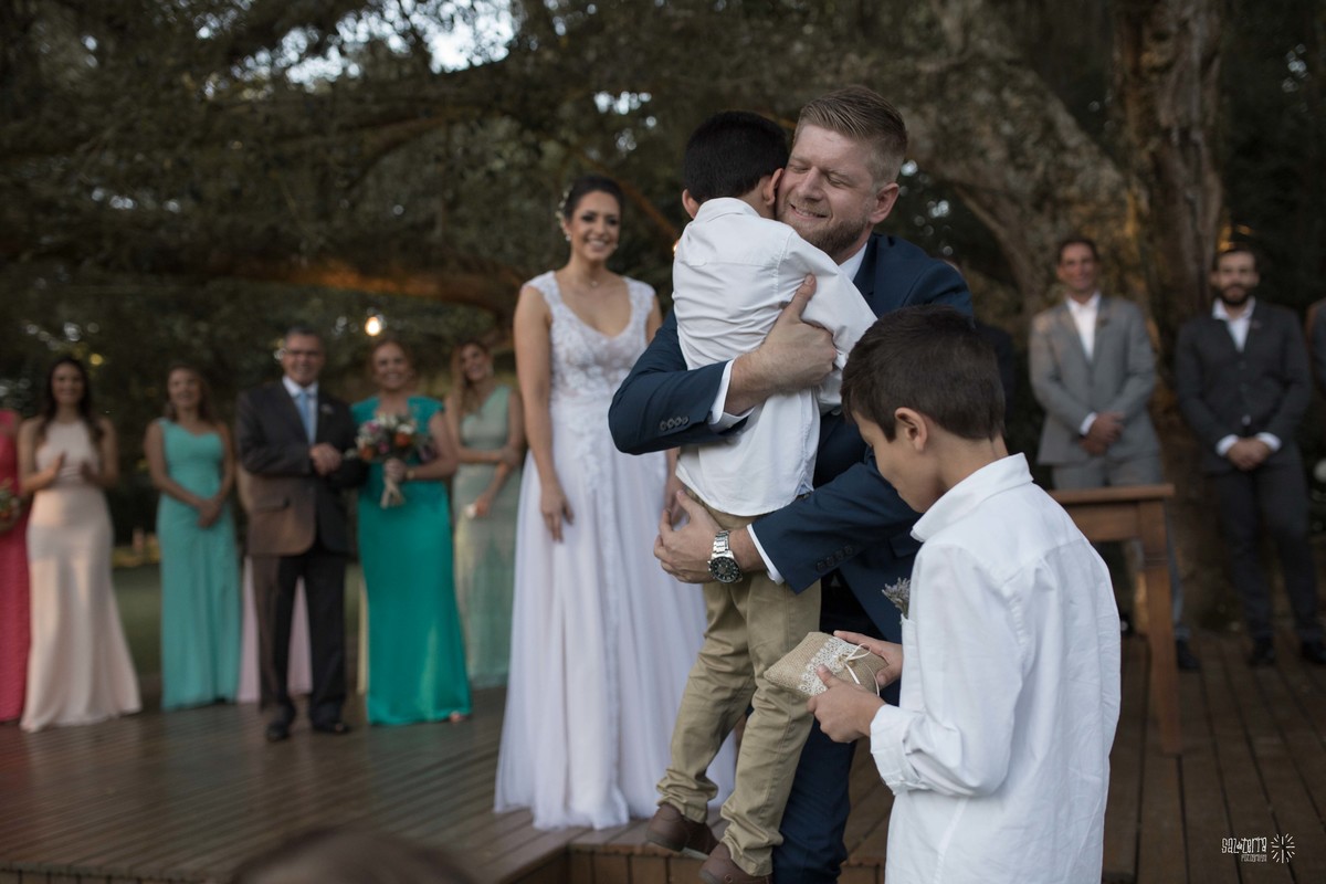 casamento ao ar livre sitio da figueira fotografo casamento porto alegre entrada pajens