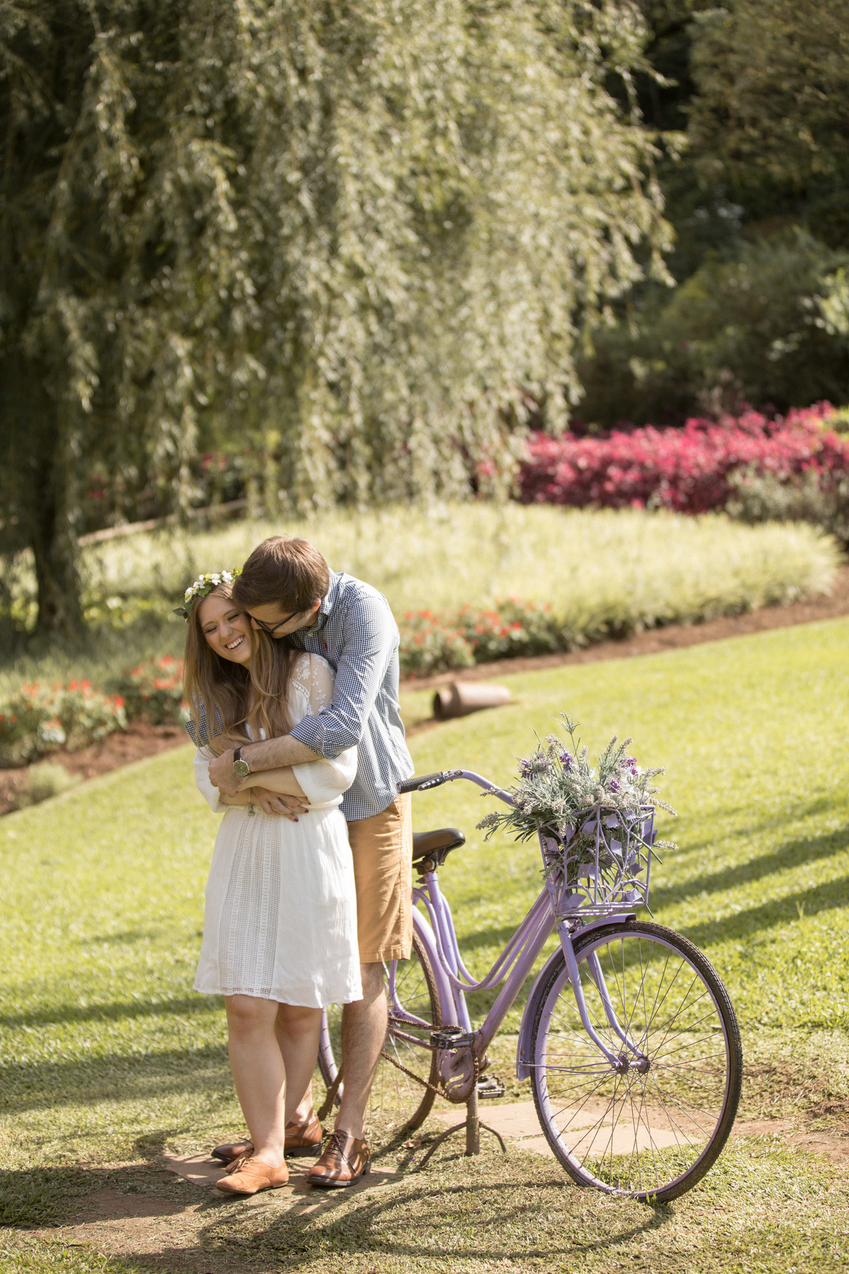 ensaio pre casamento em gramado parque das lavandas casamento boho chic vestido estilo camponesa casal fofo