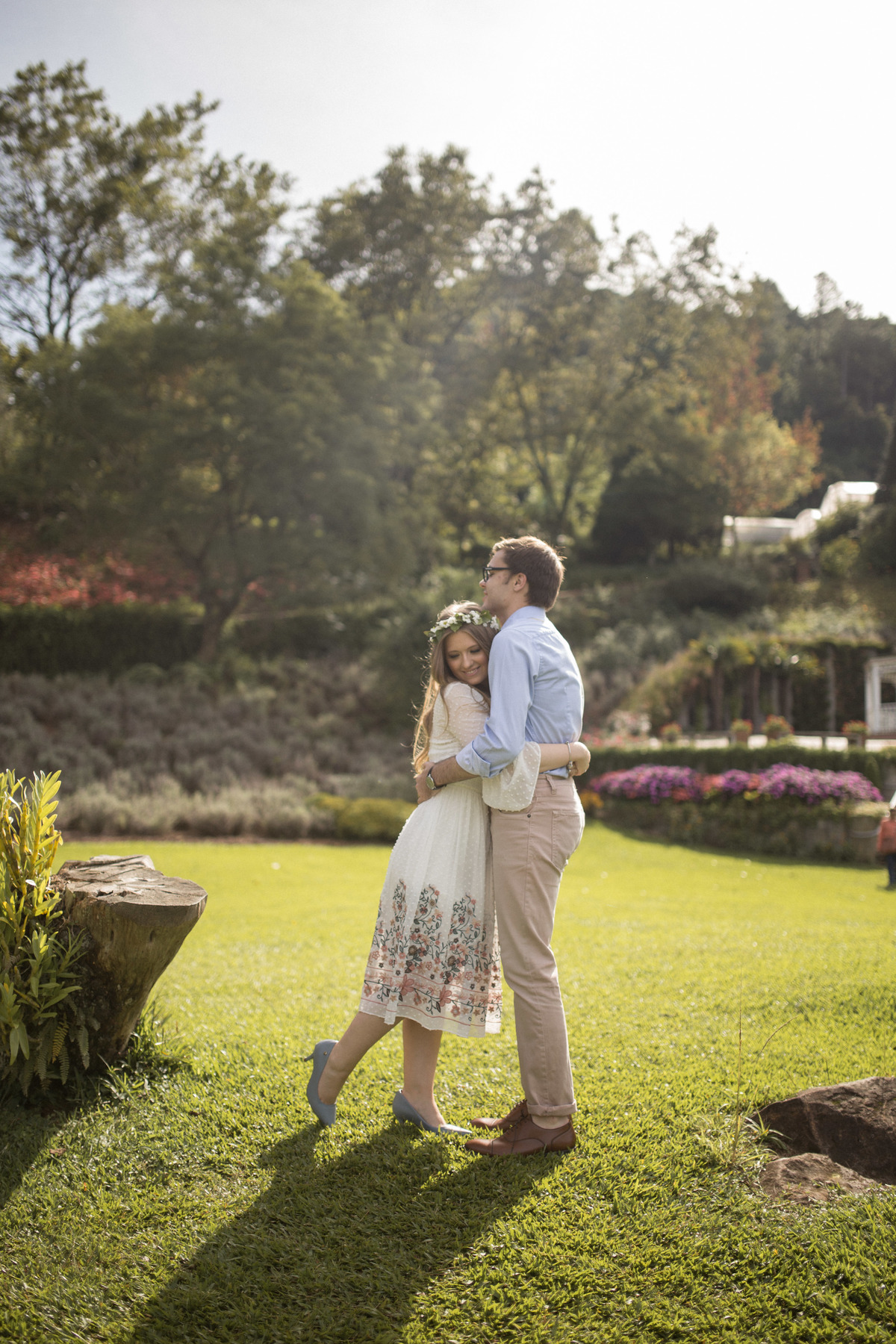 ensaio pre casamento em gramado parque das lavandas casamento boho chic vestido estilo camponesa casal fofo