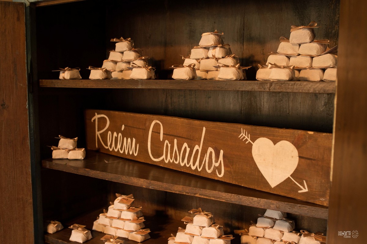 casamento ao ar livre porto alegre alto da capela decoração rustico chic boho em baixo da figueira 