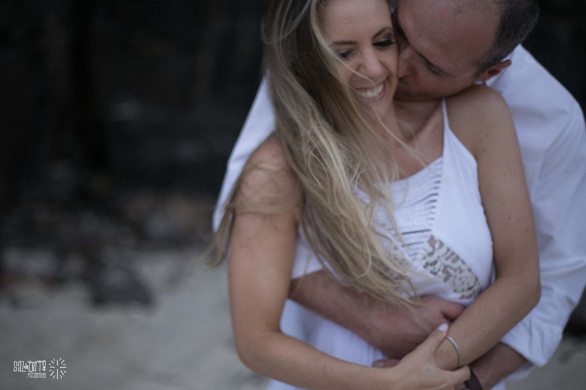 Ensaio pre casamento torres praia da guarita trash the dress fotografo de casamento