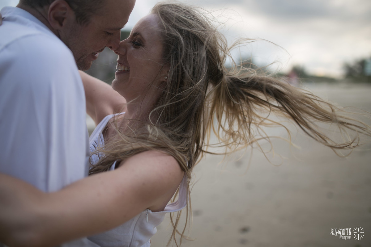 Ensaio pre casamento torres praia da guarita trash the dress fotografo de casamento