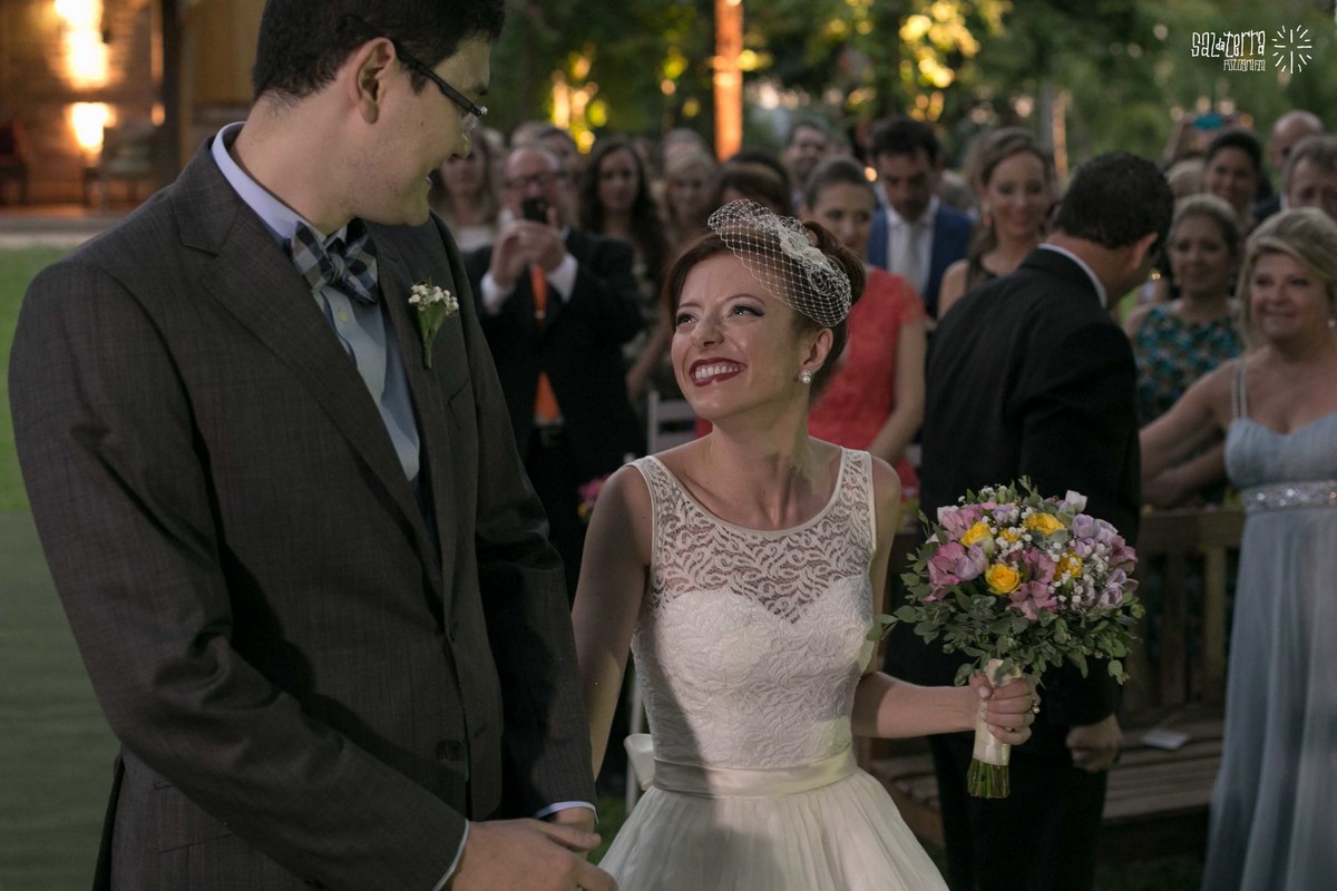 casamento-alexandre--manoela sal da terra fotografia- casamento ao ar livre alto da capela porto alegre vestido fur coat no knickers flores d'rosa flores e festas decoraçao fernanda da rosa cerimonial marcia kautz musicos mansao musical  buffet tom