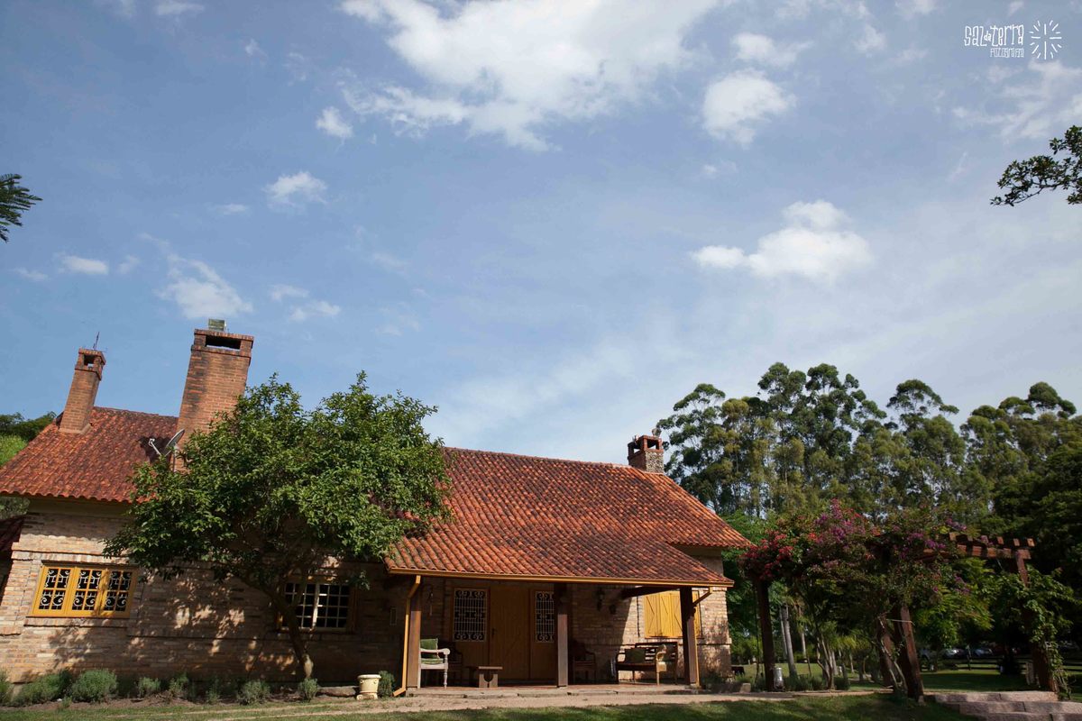 casamento-alexandre--manoela sal da terra fotografia- casamento ao ar livre alto da capela porto alegre vestido fur coat no knickers flores d'rosa flores e festas decoraçao fernanda da rosa cerimonial marcia kautz musicos mansao musical  buffet tom