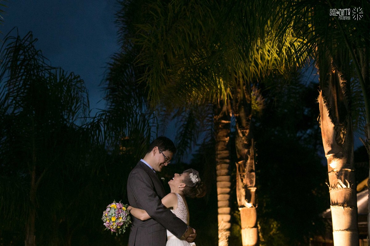 casamento-alexandre--manoela sal da terra fotografia- casamento ao ar livre alto da capela porto alegre vestido fur coat no knickers flores d'rosa flores e festas decoraçao fernanda da rosa cerimonial marcia kautz musicos mansao musical  buffet tom