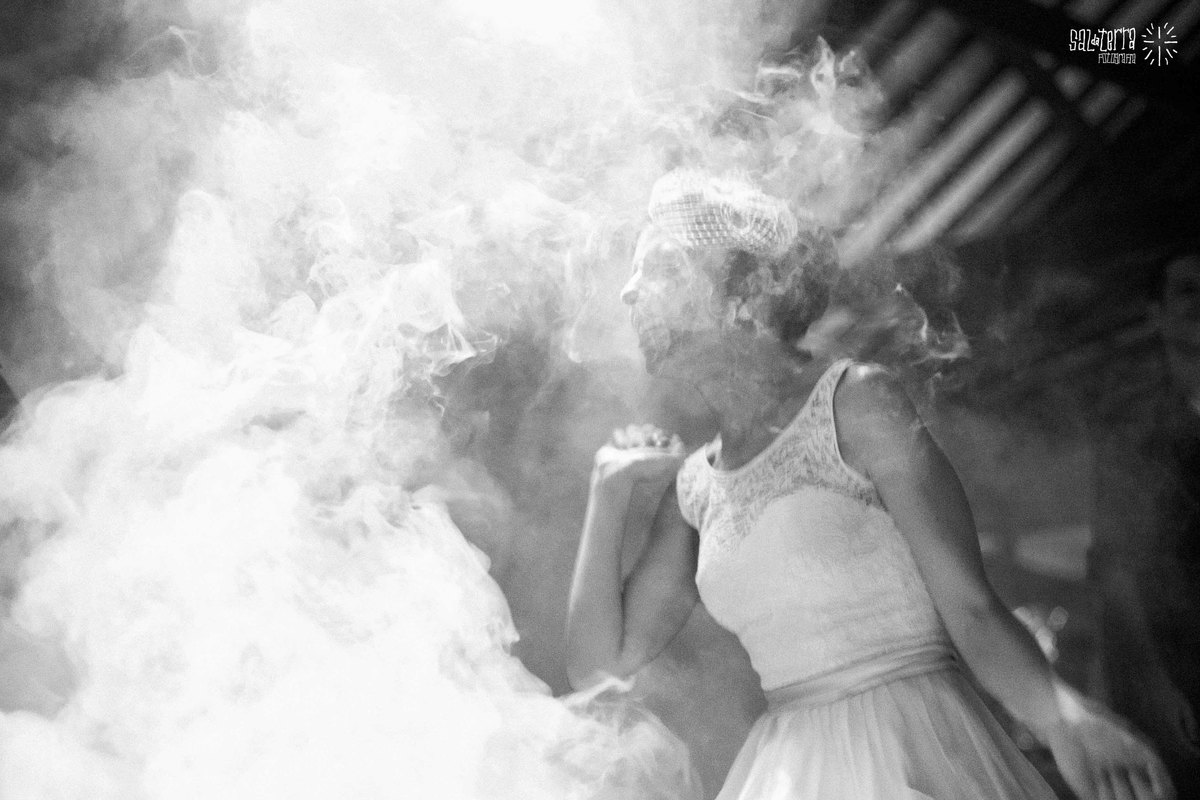 casamento-alexandre--manoela sal da terra fotografia- casamento ao ar livre alto da capela porto alegre vestido fur coat no knickers flores d'rosa flores e festas decoraçao fernanda da rosa cerimonial marcia kautz musicos mansao musical  buffet tom