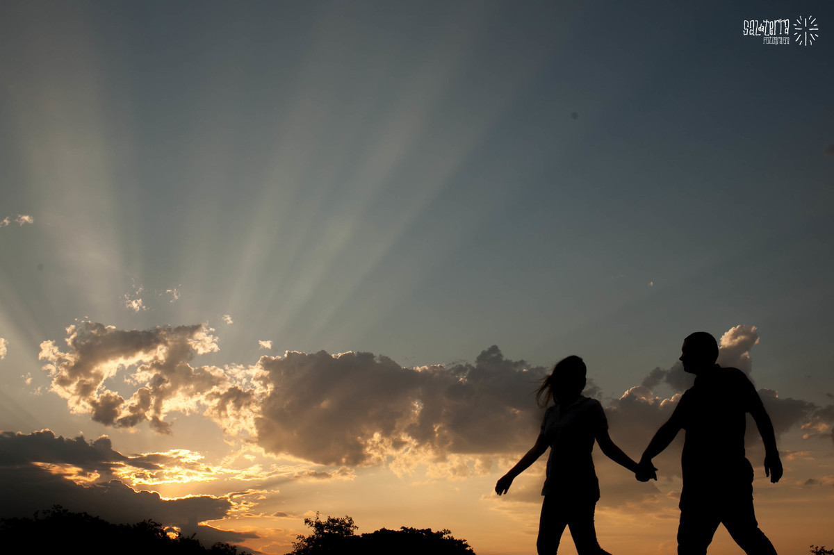 ensaio pre casamento trash the dress e session book casal ensaio de noivos porto alegre usina do gasometro por do sol