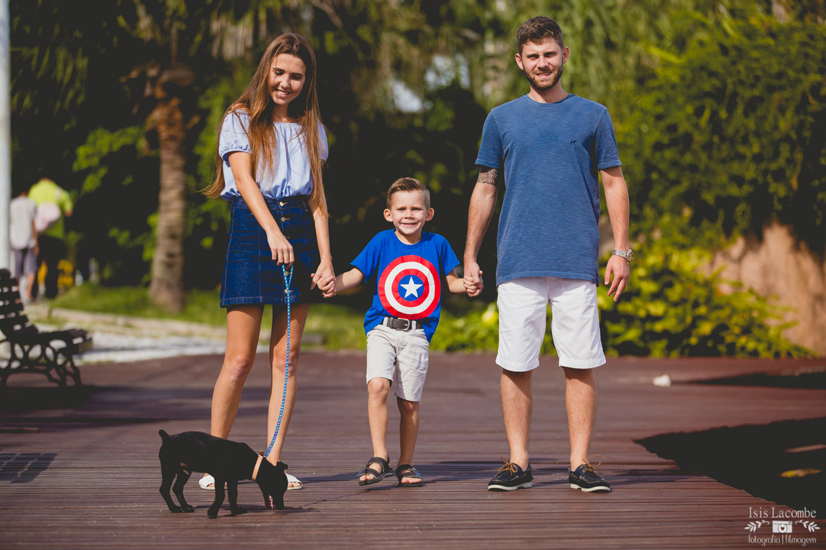 Érika + Fábio + Arthur +(Lord) | Sessão fotográfica em família