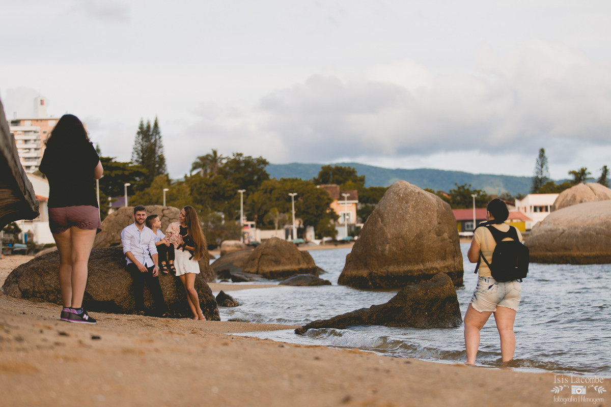 Érika + Fábio + Arthur +(Lord) | Sessão fotográfica em família