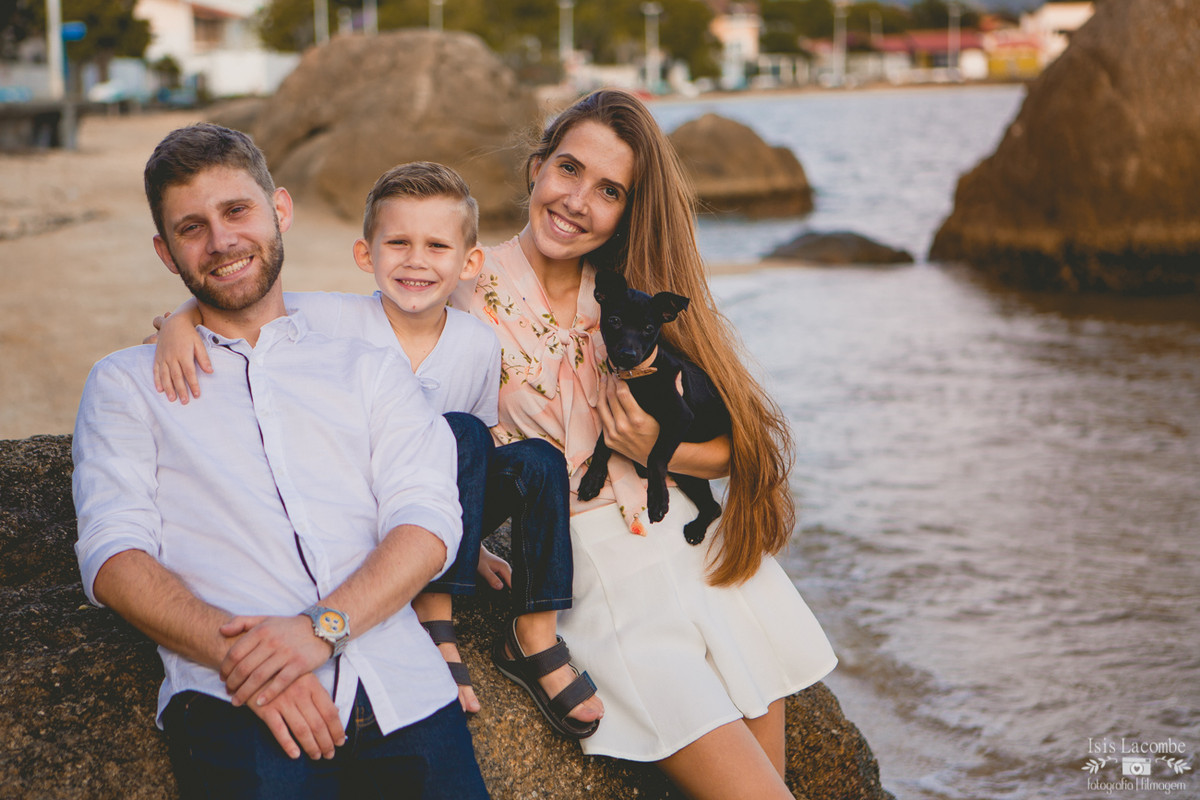 Érika + Fábio + Arthur +(Lord) | Sessão fotográfica em família