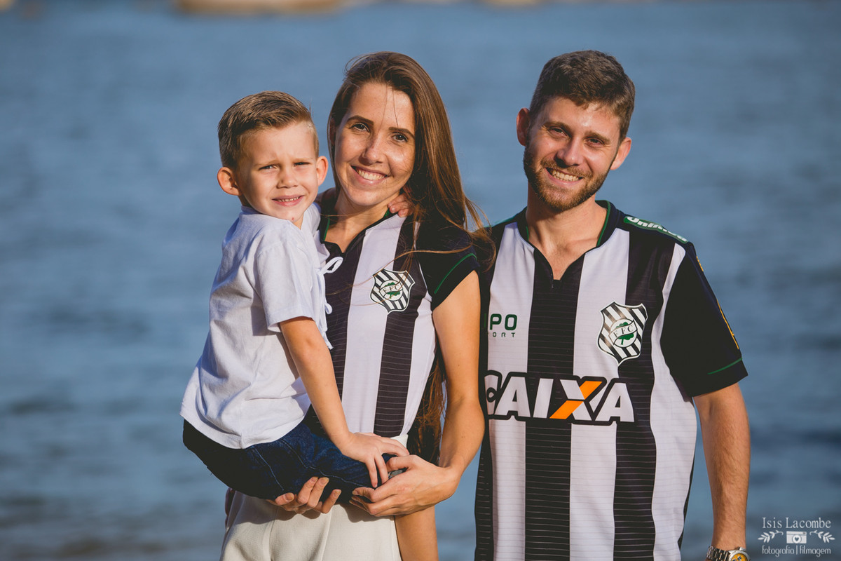 Érika + Fábio + Arthur +(Lord) | Sessão fotográfica em família