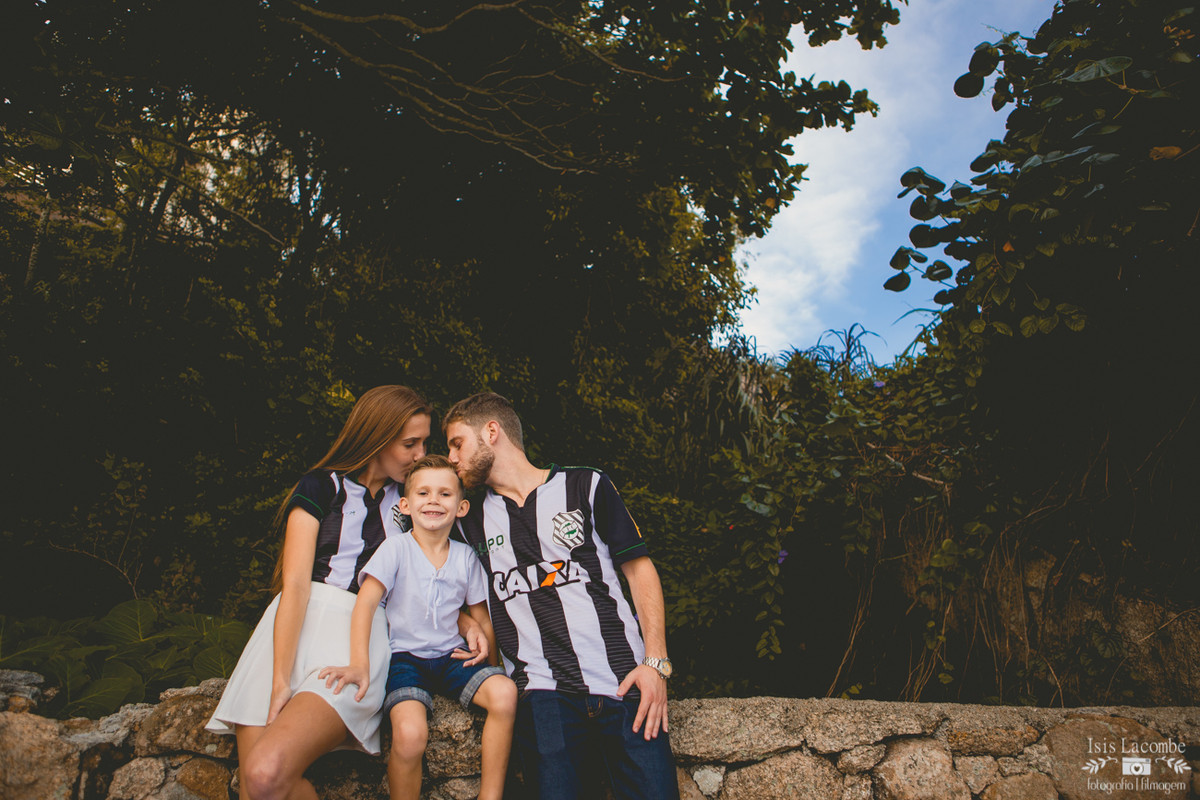 Érika + Fábio + Arthur +(Lord) | Sessão fotográfica em família