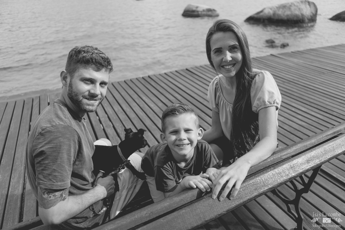 Érika + Fábio + Arthur +(Lord) | Sessão fotográfica em família