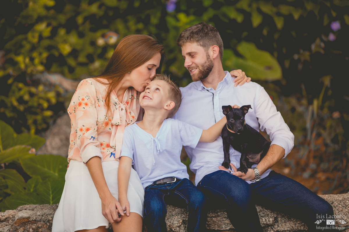 Érika + Fábio + Arthur +(Lord) | Sessão fotográfica em família