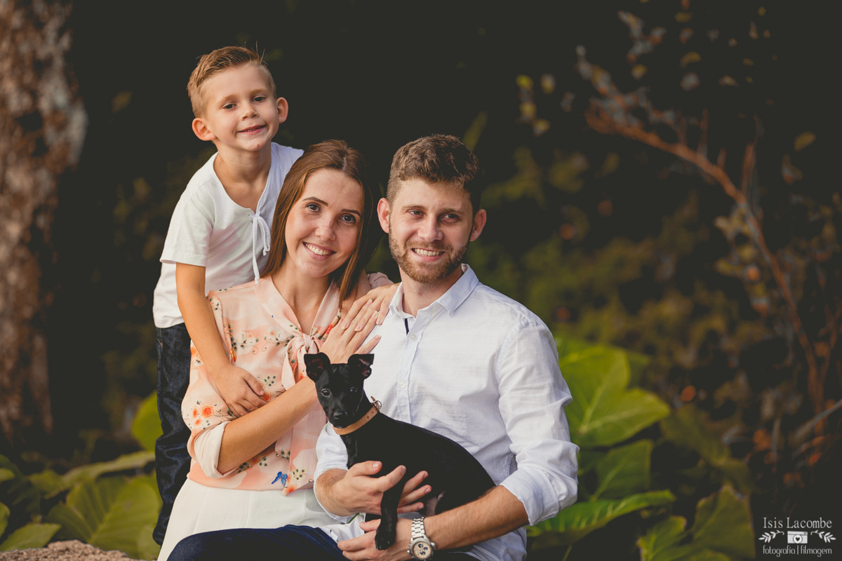 Érika + Fábio + Arthur +(Lord) | Sessão fotográfica em família