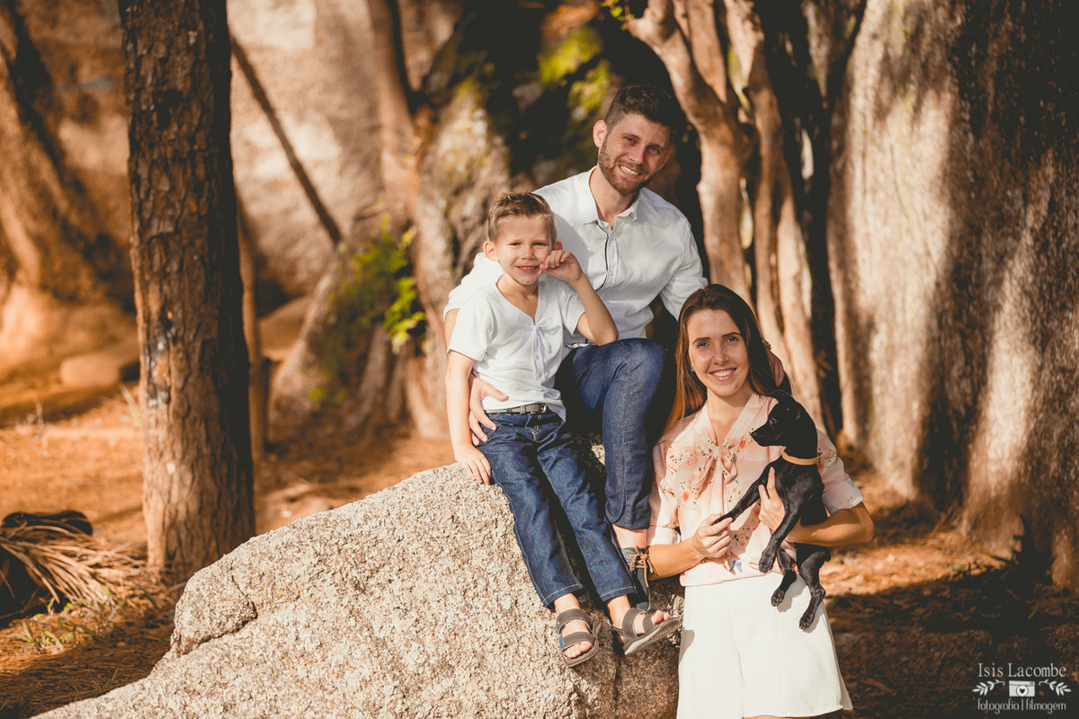 Érika + Fábio + Arthur +(Lord) | Sessão fotográfica em família