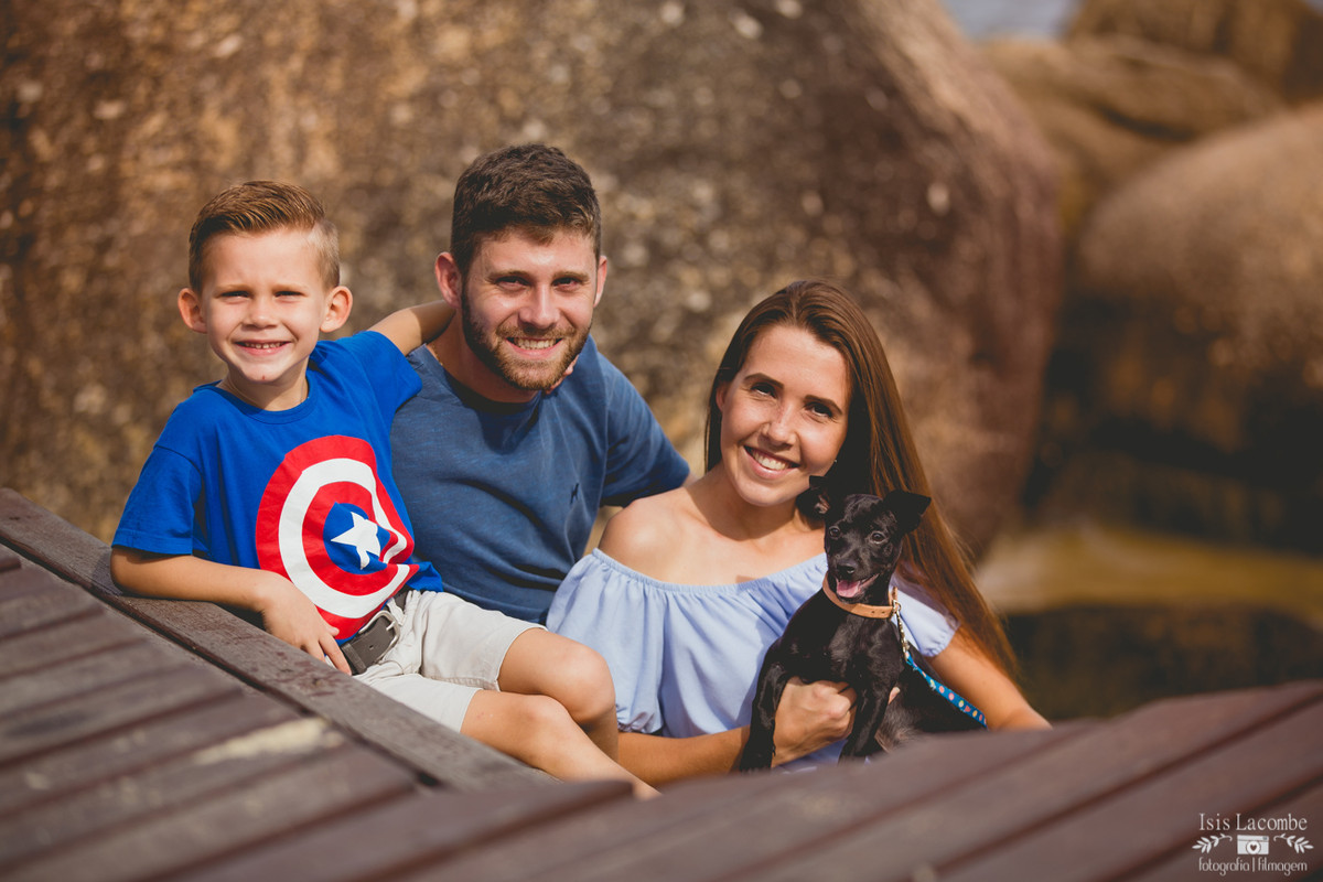 Érika + Fábio + Arthur +(Lord) | Sessão fotográfica em família