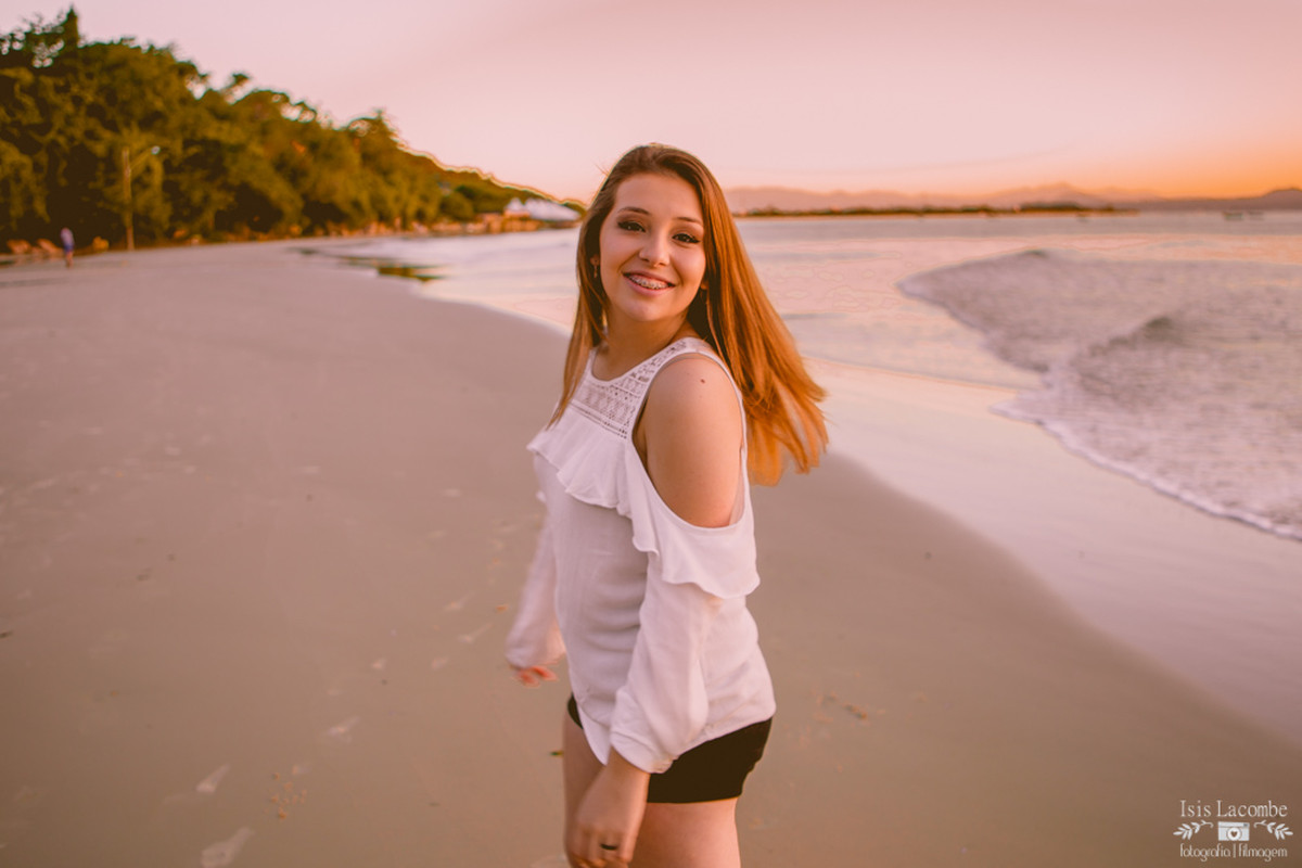 Julia – Pré 15 anos