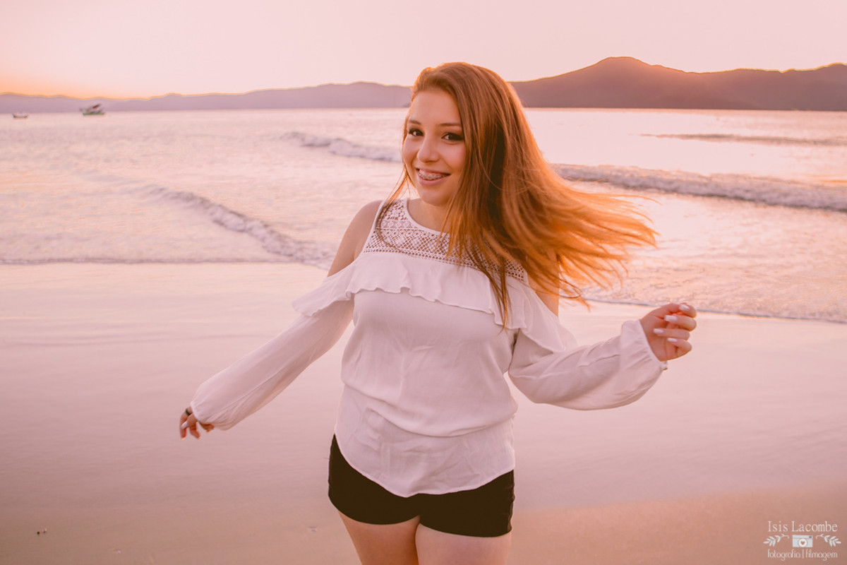 Julia – Pré 15 anos