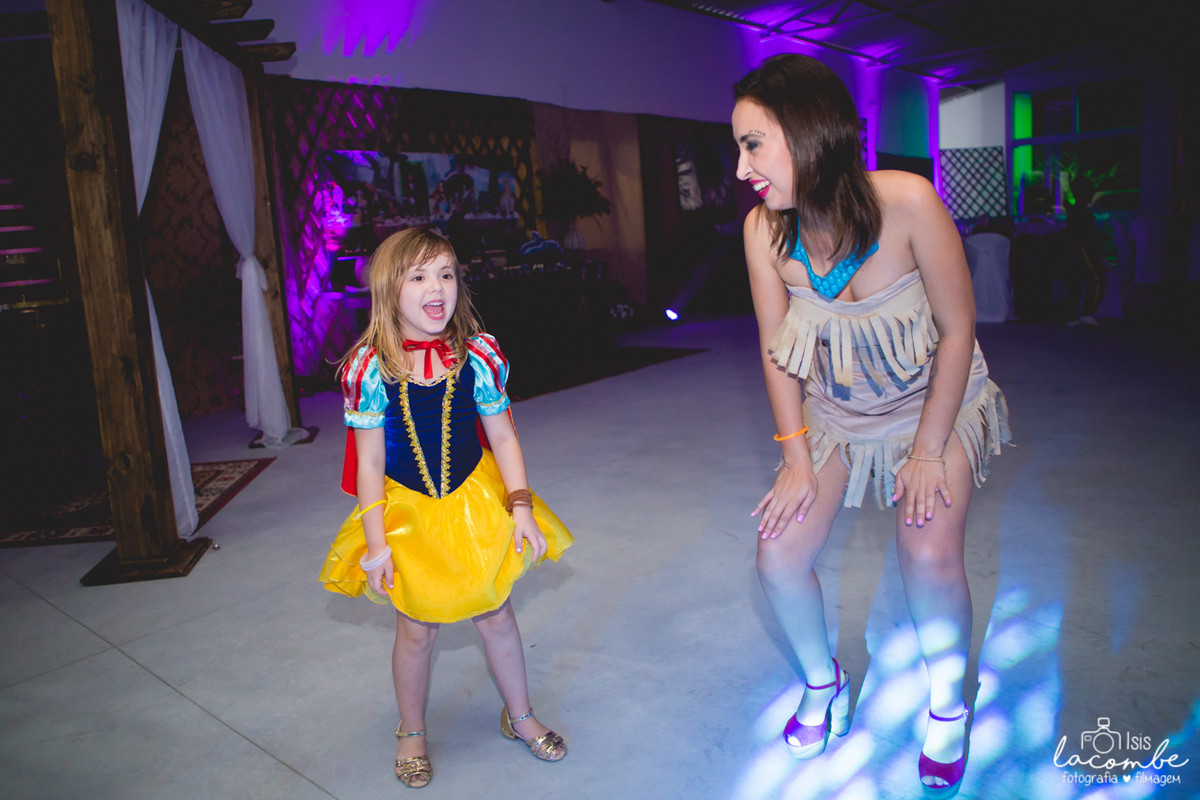 Taisa | 15 anos | Aniversário