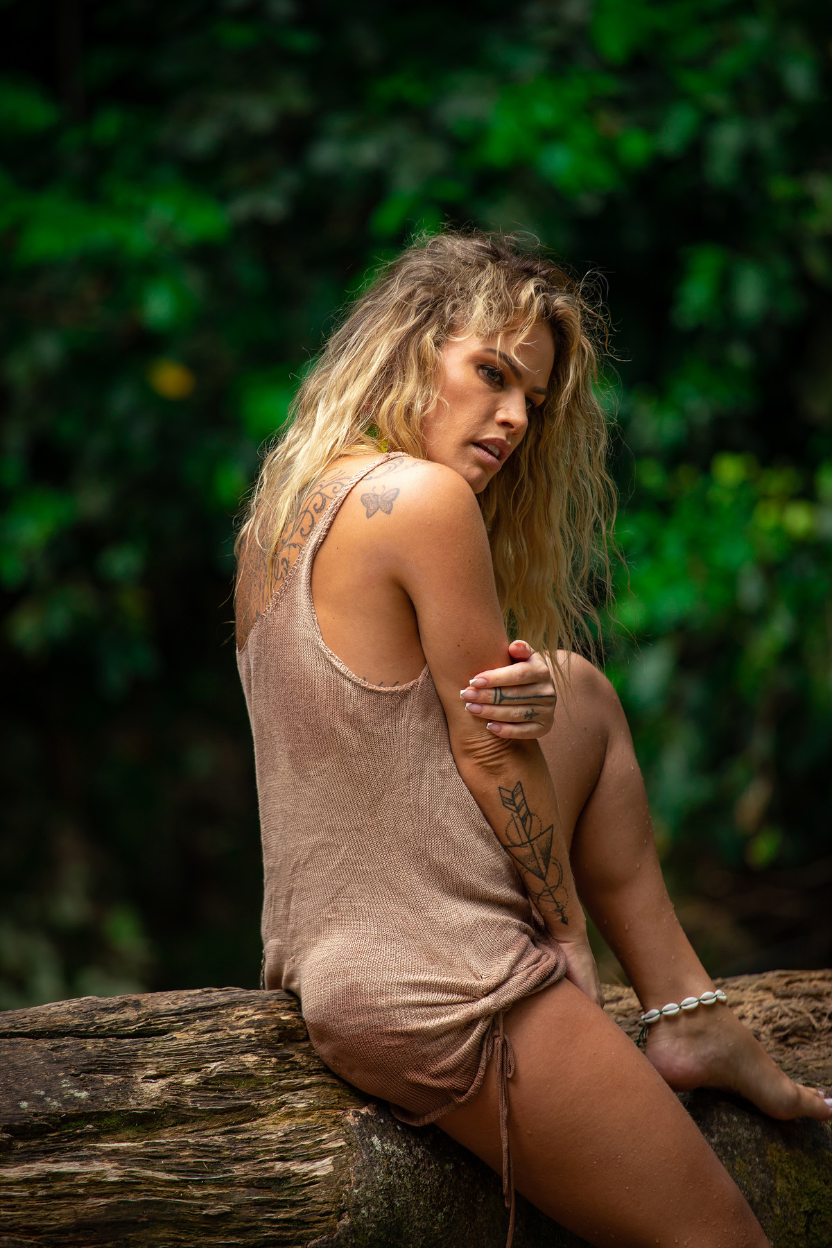 Ensaio fotografico de nu com Nati Casassola em Florianopolis pelo olhar de  Ricardo Zanetta