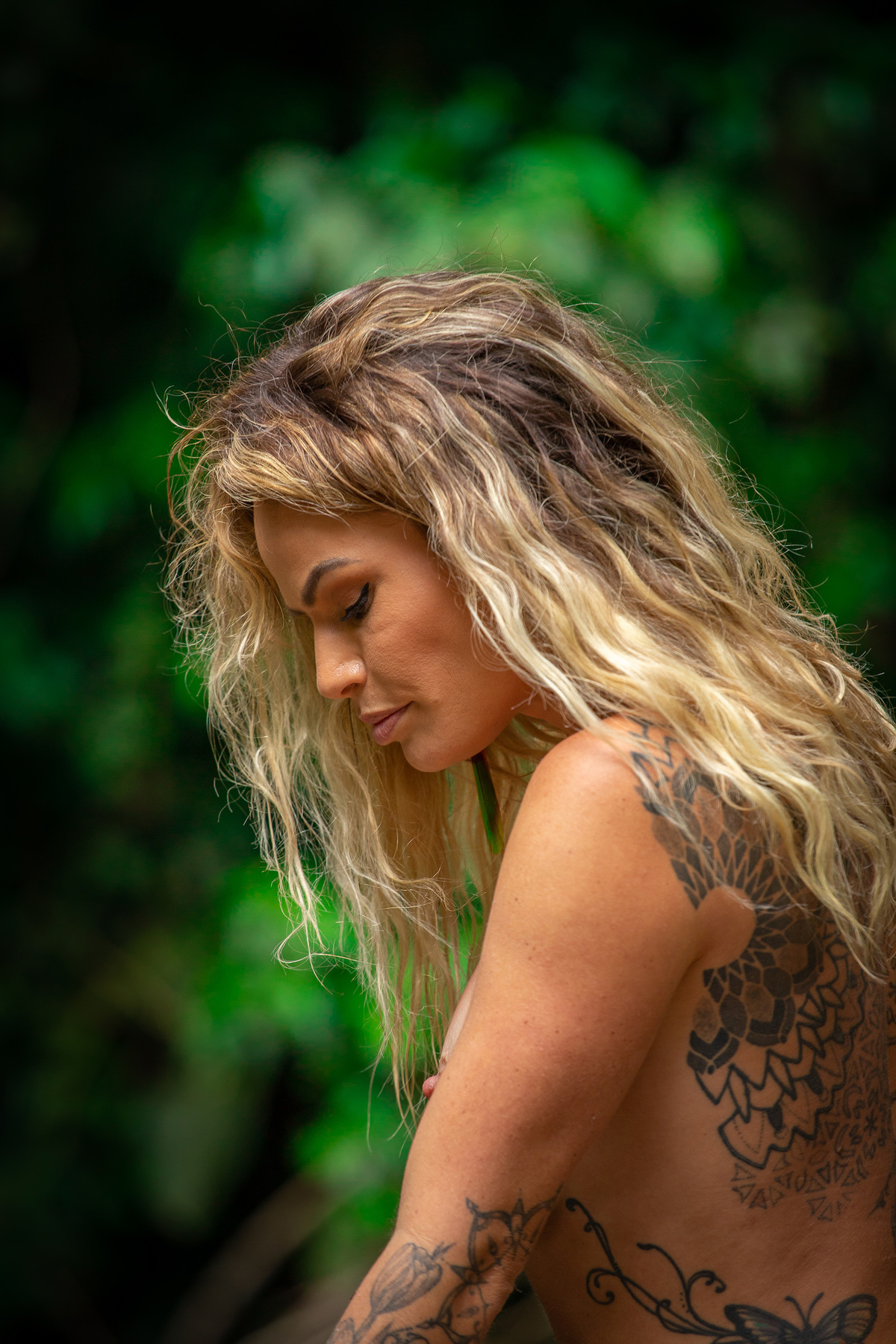 Ensaio fotografico de nu com Nati Casassola em Florianopolis pelo olhar de  Ricardo Zanetta