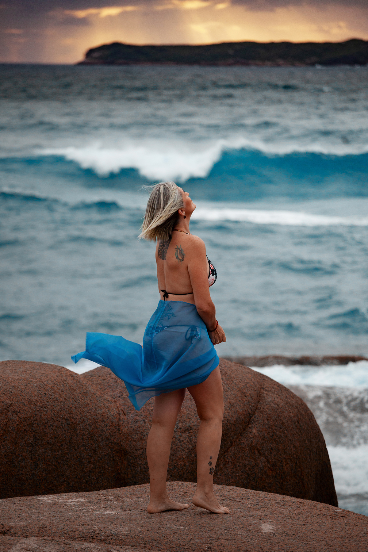 Ensaio de Nu na praia da Galheta em Florianopolis por Ricardo Zanetta.