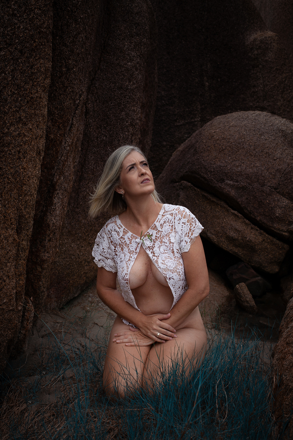 Ensaio de Nu na praia da Galheta em Florianopolis por Ricardo Zanetta.