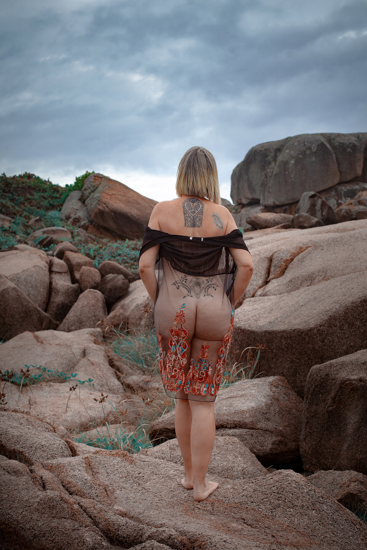 Ensaio de Nu na praia da Galheta em Florianopolis por Ricardo Zanetta.