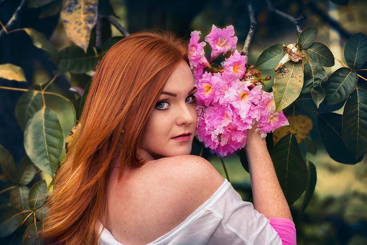 Ensaio Retrato de Carla Schafer ruiva natural por Ricardo Zanetta