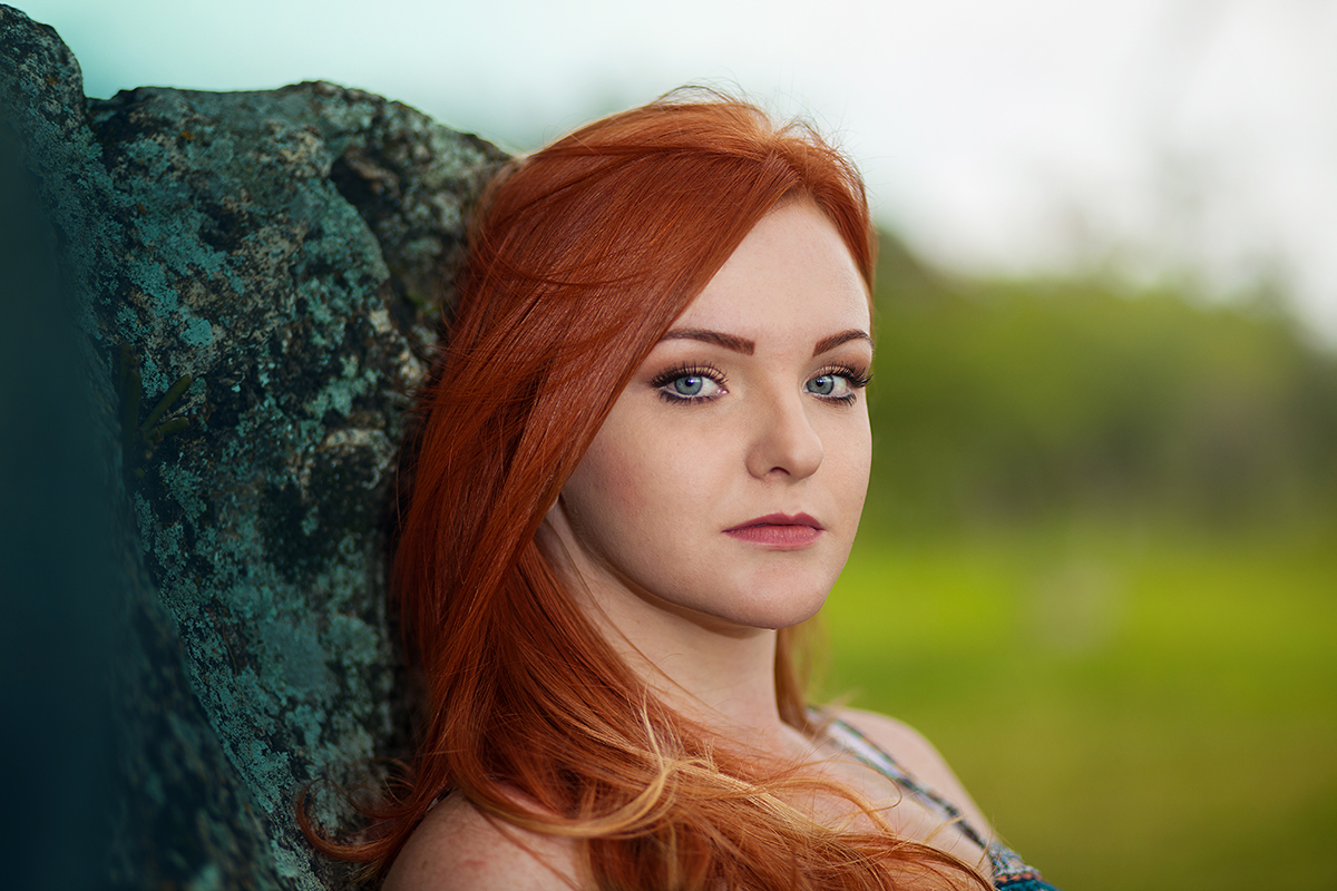 Ensaio Retrato de Carla Schafer ruiva natural por Ricardo Zanetta
