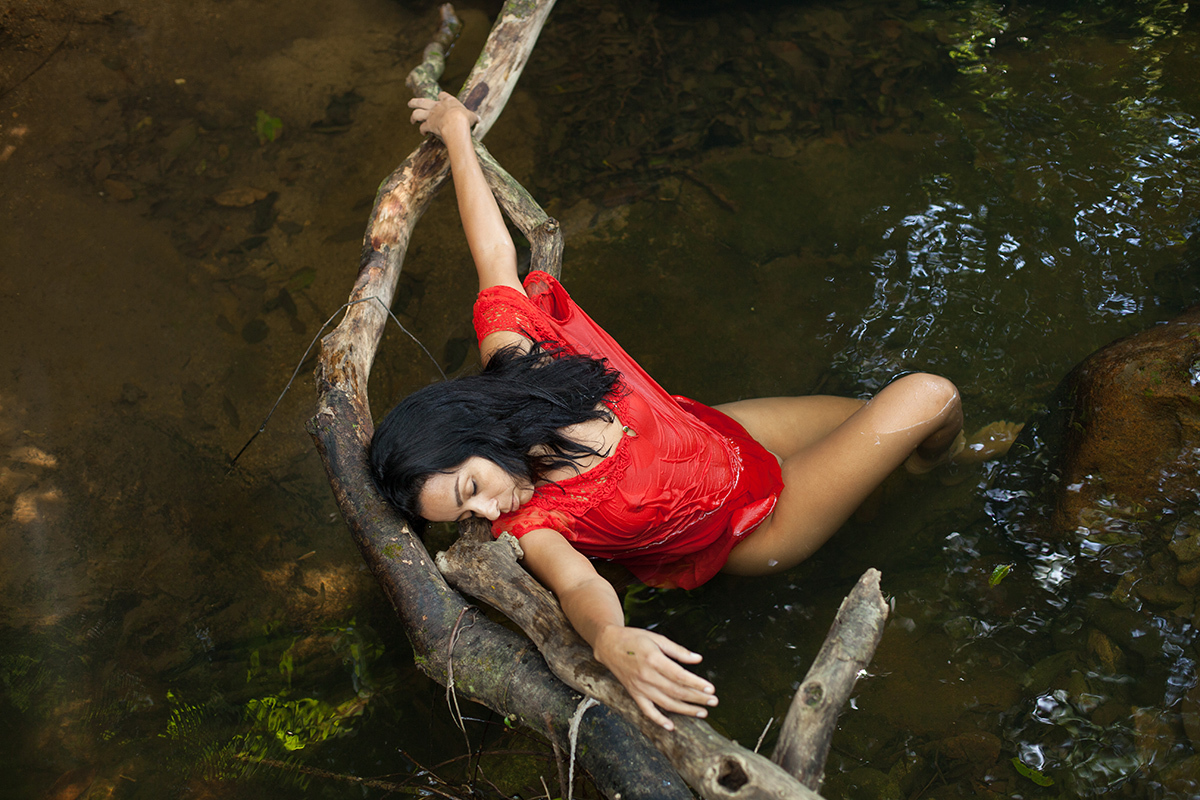 Ensaio de nu artístico com Ana Paula por Ricardo Zanetta