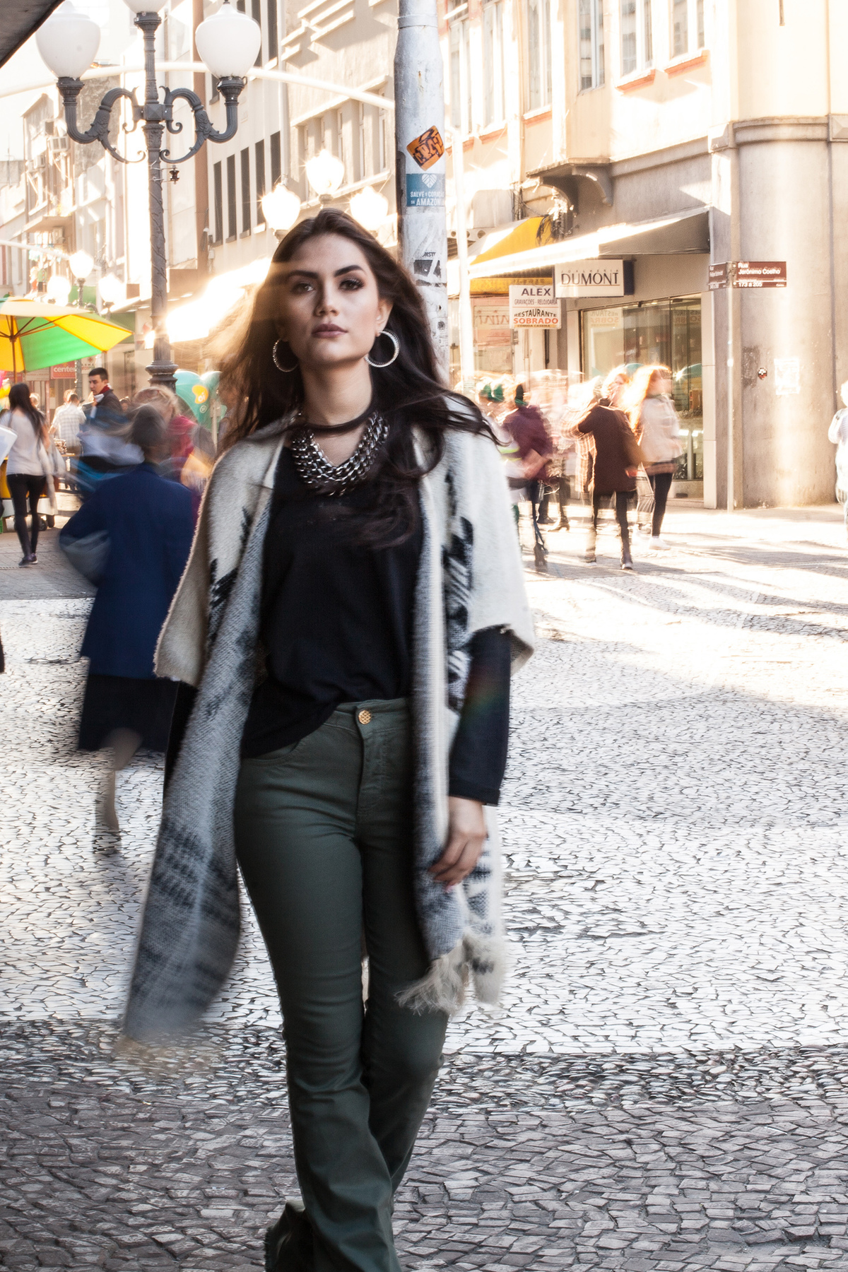 Ensaio fashion no centro de Florianopolis com Bruna Silveira