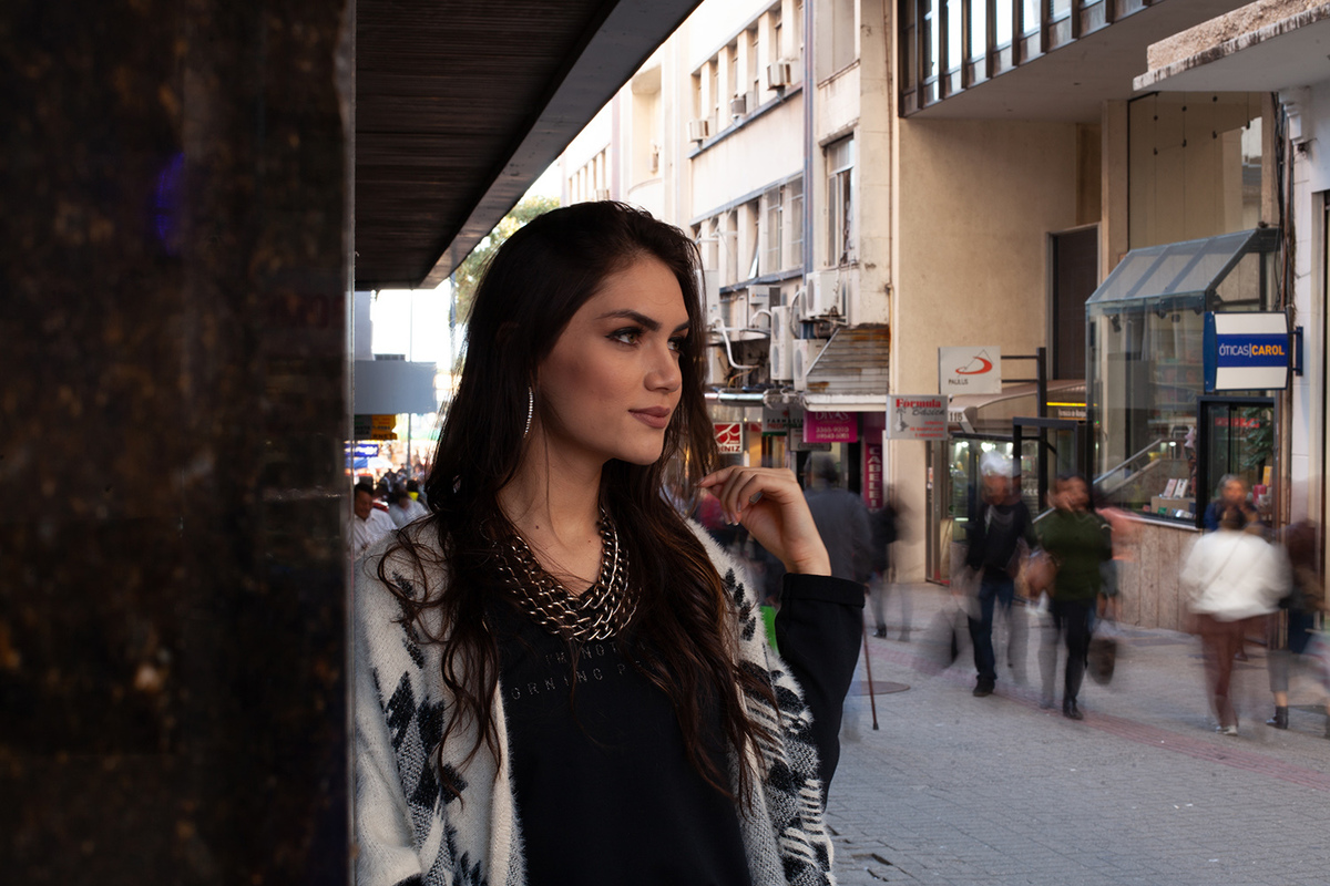 Ensaio fashion no centro de Florianopolis com Bruna Silveira