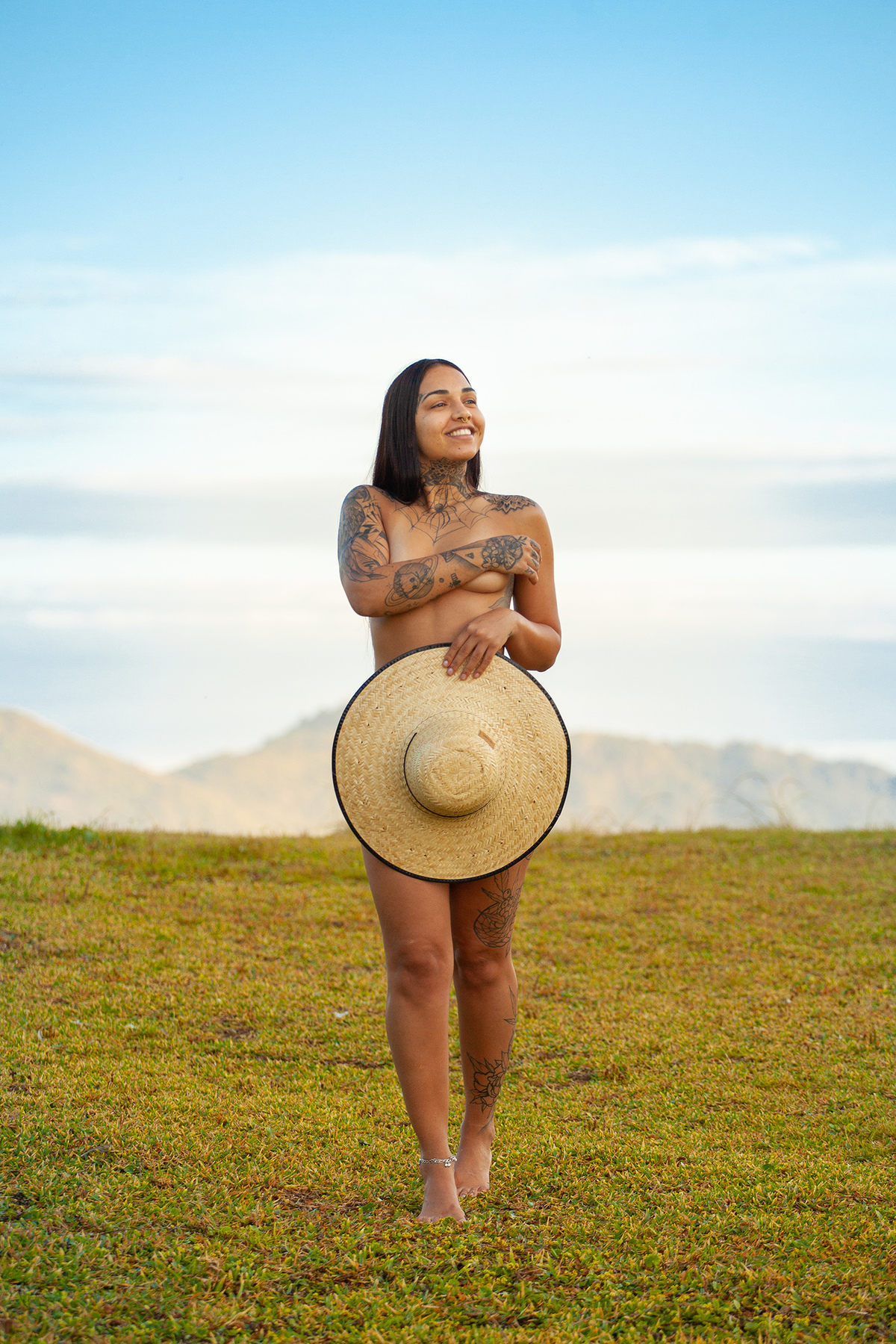 Ensaio de nu na praia do Gravatá em Florianópolis por Ricardo Zanetta