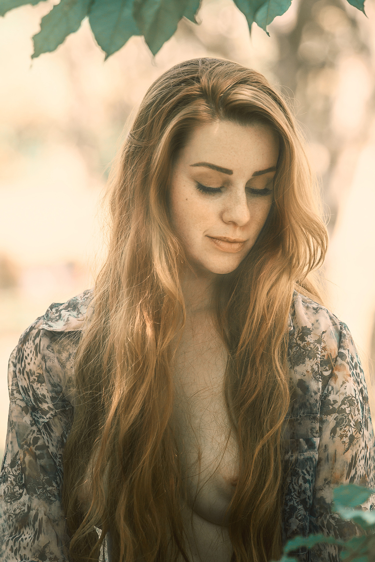 Ensaio fotográfico de nu artístico de Moni em Florianópolis