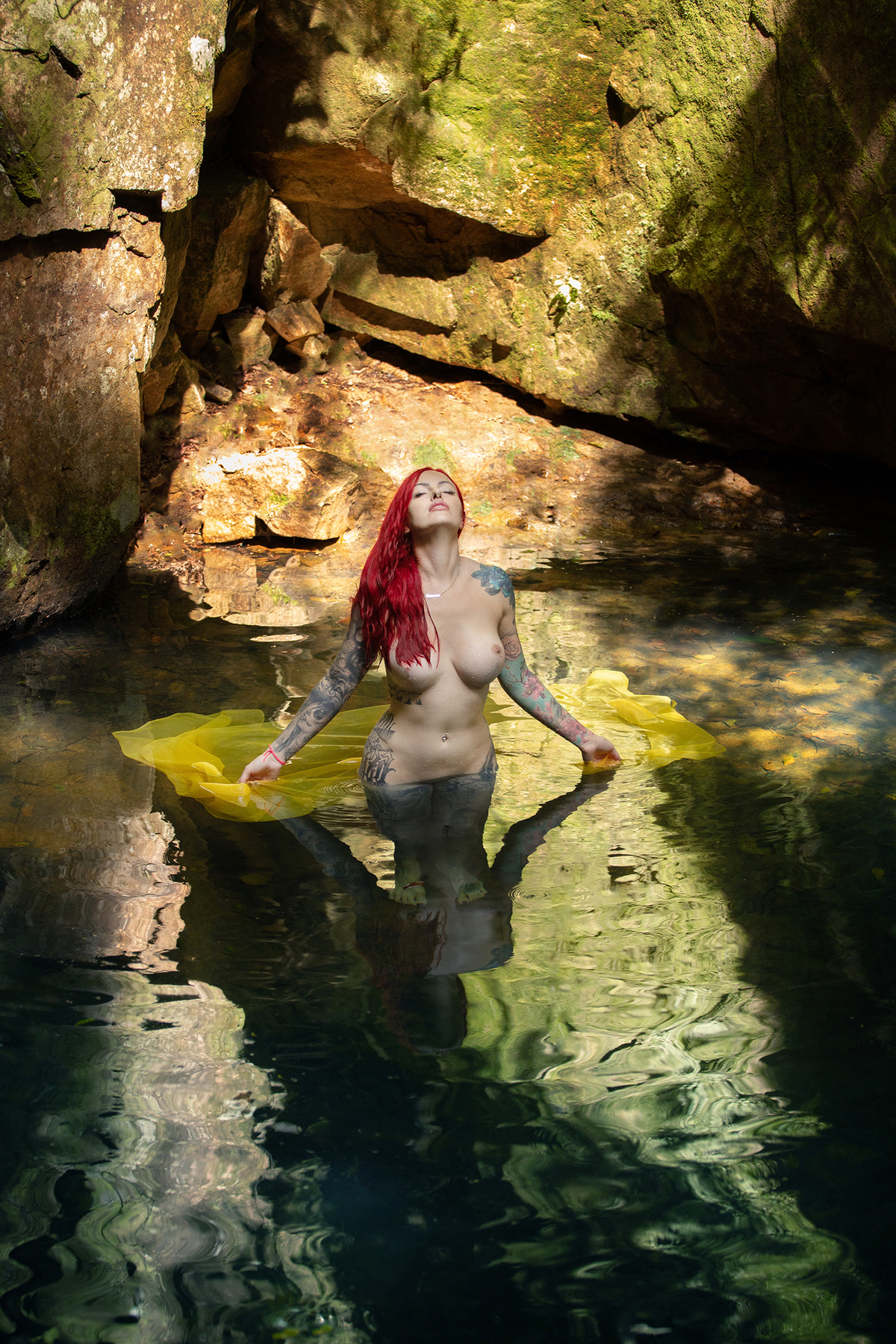 Ensaio de nu artístico de Bruna Titton  em Florianópolis