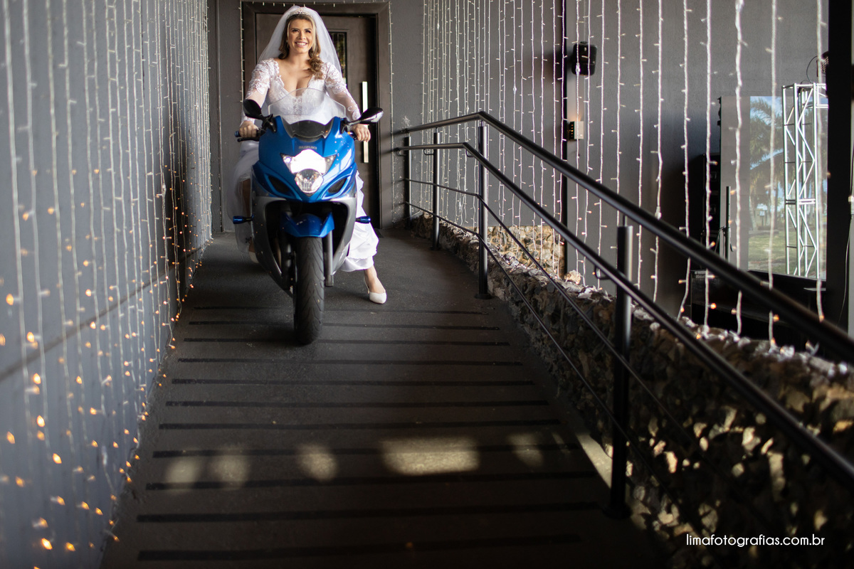 entrada da noiva moto