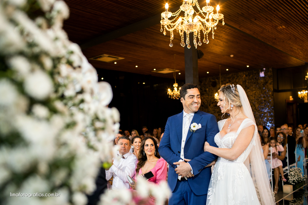 casal, troca de olhares cerimonia