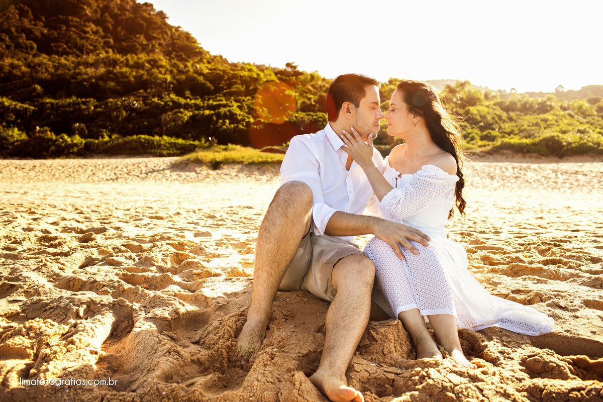 ensaio de casal na praia