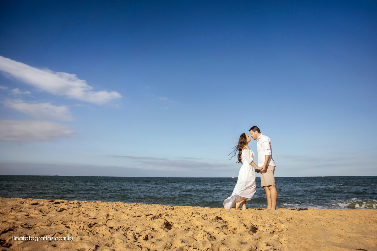 ensaio de casal na praia