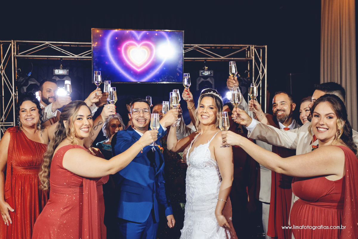 brinde com padrinhos, casamento