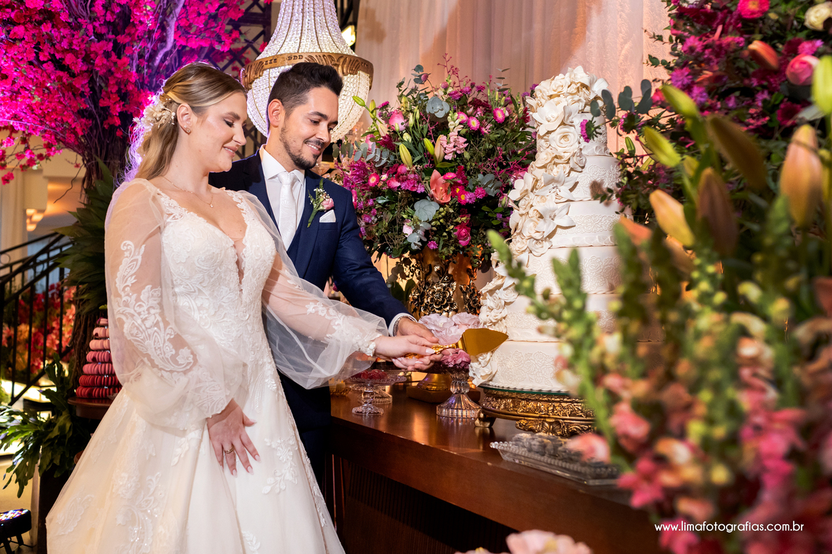 casamento, corte do bolo