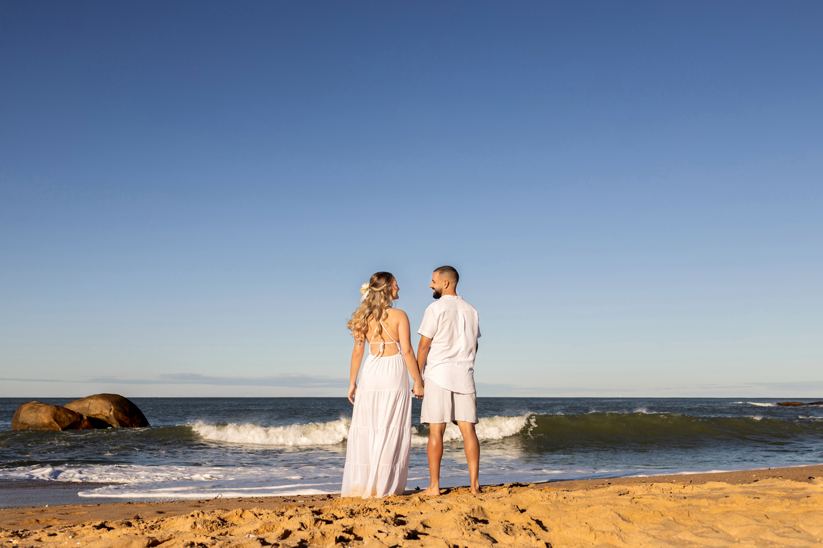ensaio de casal na praia